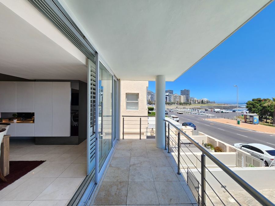 To Let 4 Bedroom Property for Rent in Mouille Point Western Cape